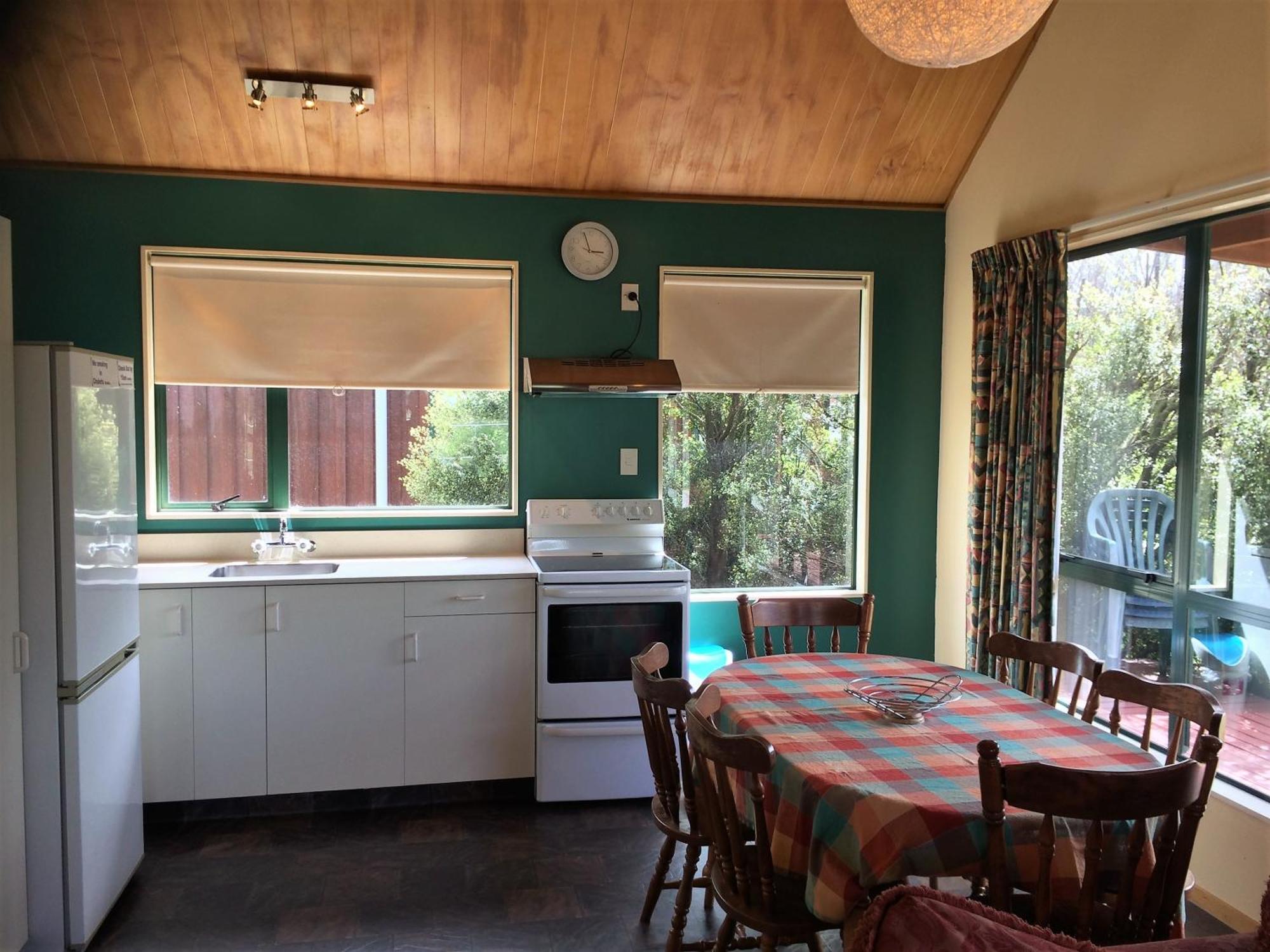 מת'בן Cedar Chalets And Barkers Lodge חדר תמונה