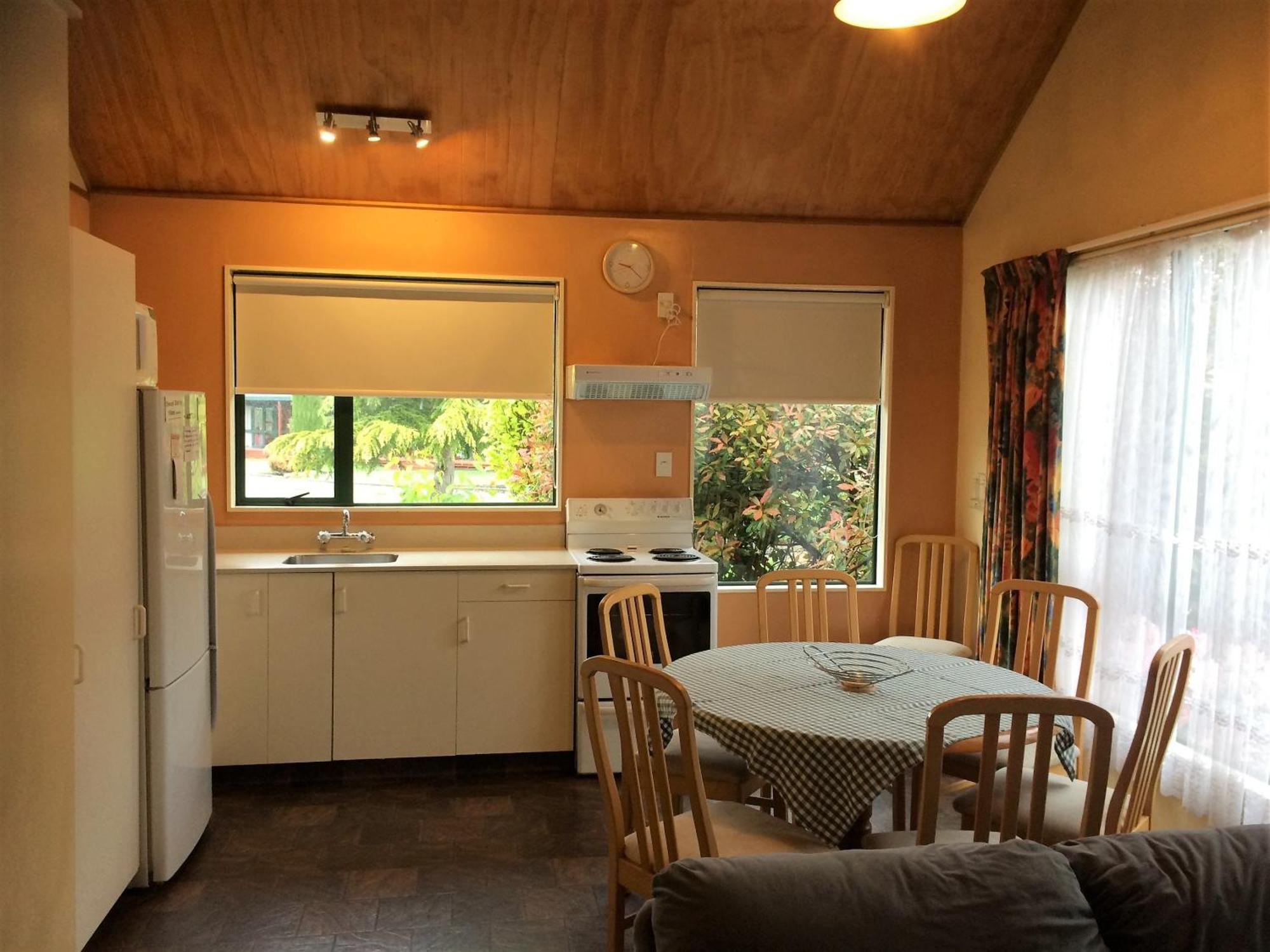 מת'בן Cedar Chalets And Barkers Lodge חדר תמונה