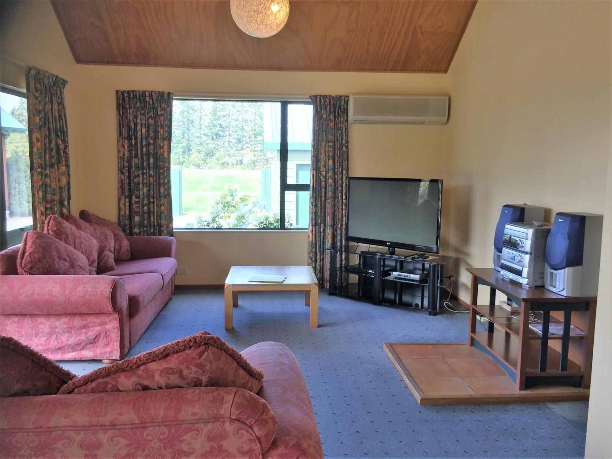 מת'בן Cedar Chalets And Barkers Lodge חדר תמונה